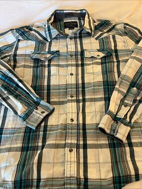 Cody James Teal and White Plaid Casual Button-Down Shirt